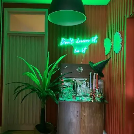 Apartman Colourful Great Location! Bristol