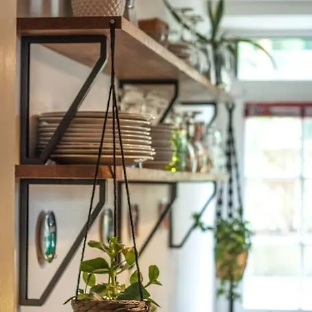 Appartement Colourful Great Location! *