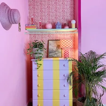 Apartman Colourful Great Location! Bristol