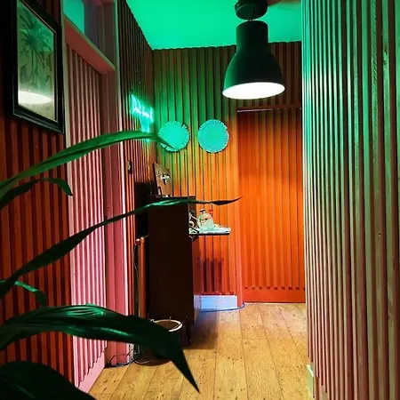 Colourful Great Location!