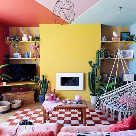 Colourful Great Location! Appartement *
