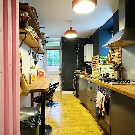 Apartman Colourful Great Location! Bristol