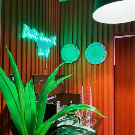 Colourful Great Location!